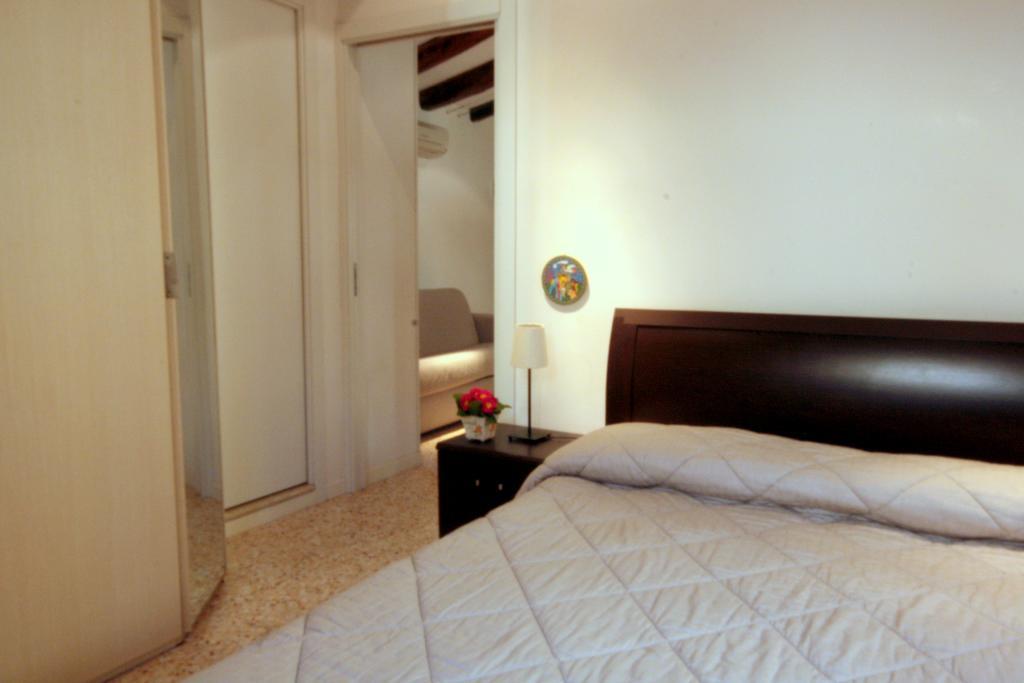 Biennale Apartment เวนิส ภายนอก รูปภาพ
